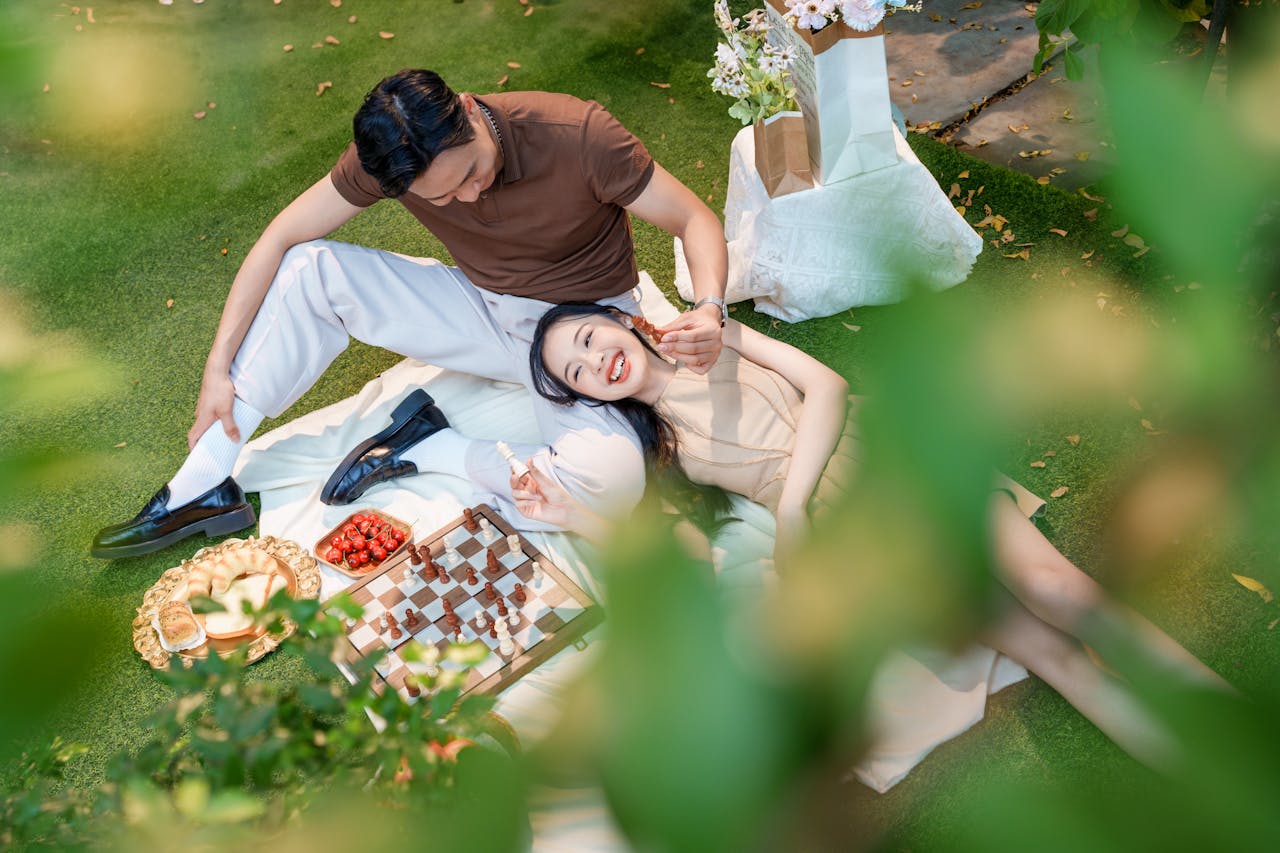 Romantic Picnic in Ho Chi Minh Park